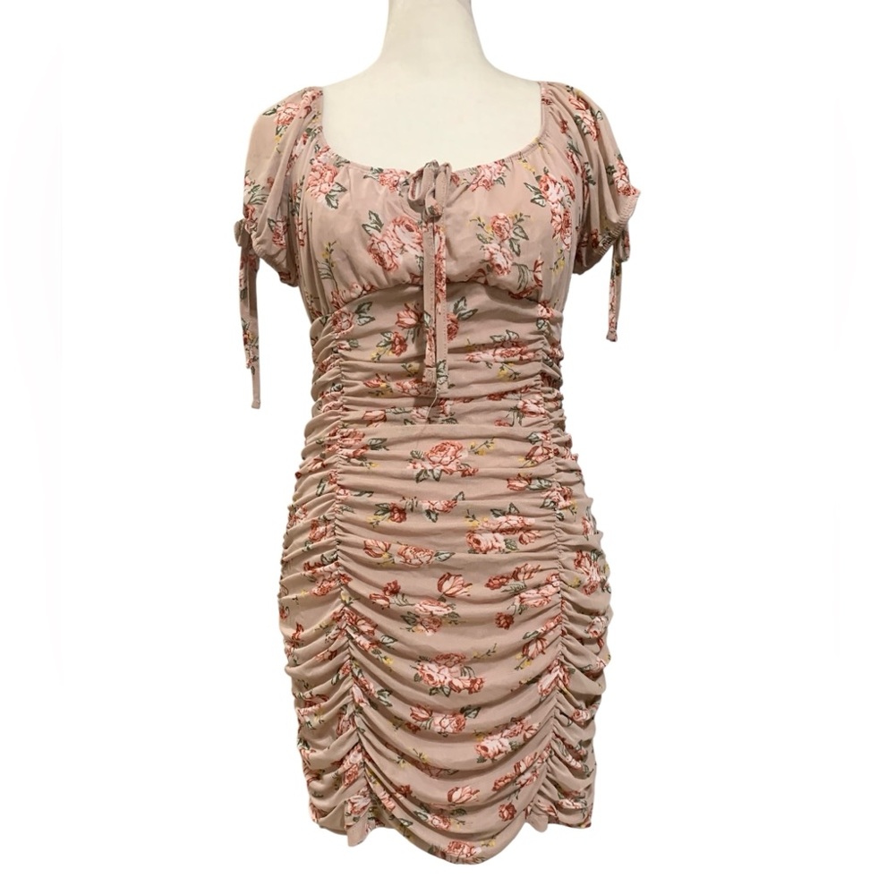 Ultra Flirt Pink Floral Ruched Square Neck Short Puff Sleeve Bodycon Mini Dress